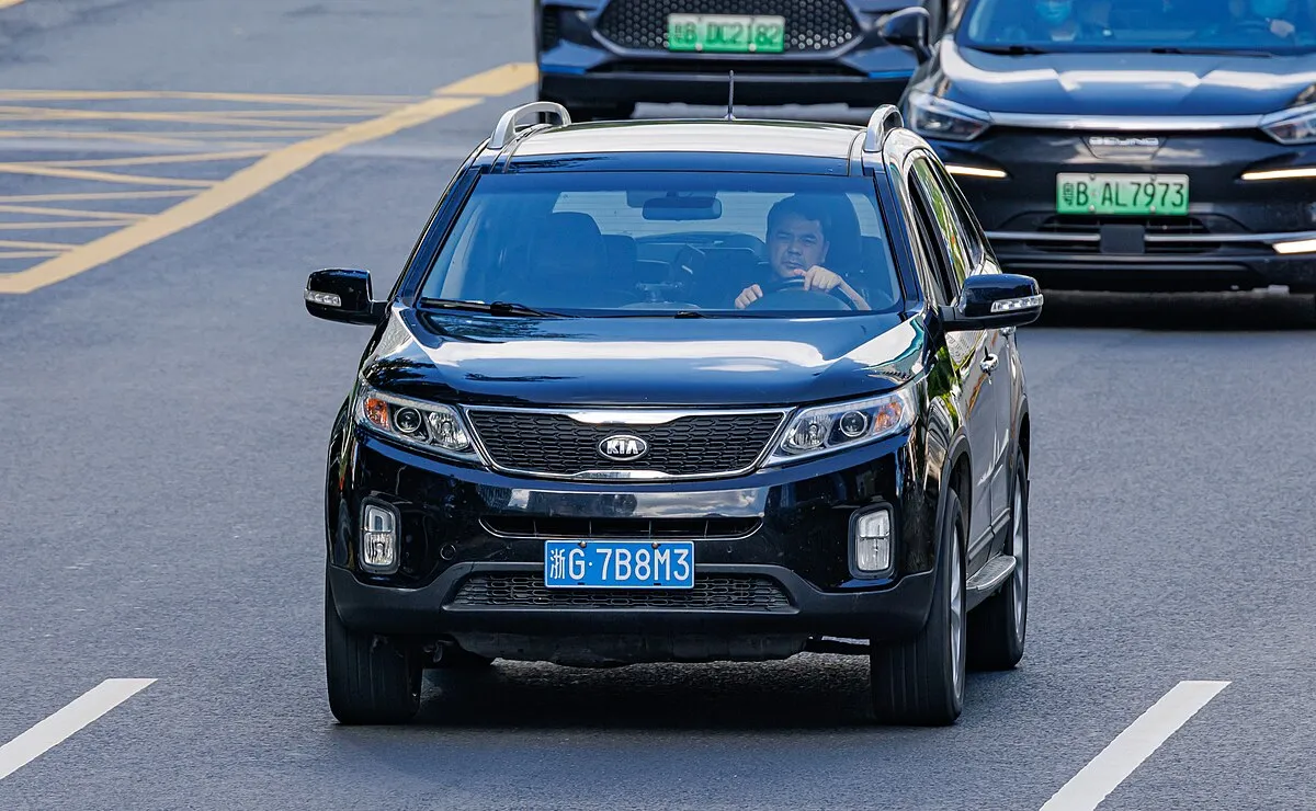 Kia Kia Sorento 2025 Kia Sorento 1.6 EX Turbo Hybrid AT 4x2 - Image 4