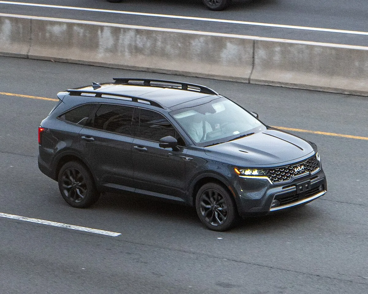 Kia Kia Sorento 2025 Kia Sorento 1.6 EX Turbo Hybrid AT 4x2 - Image 9