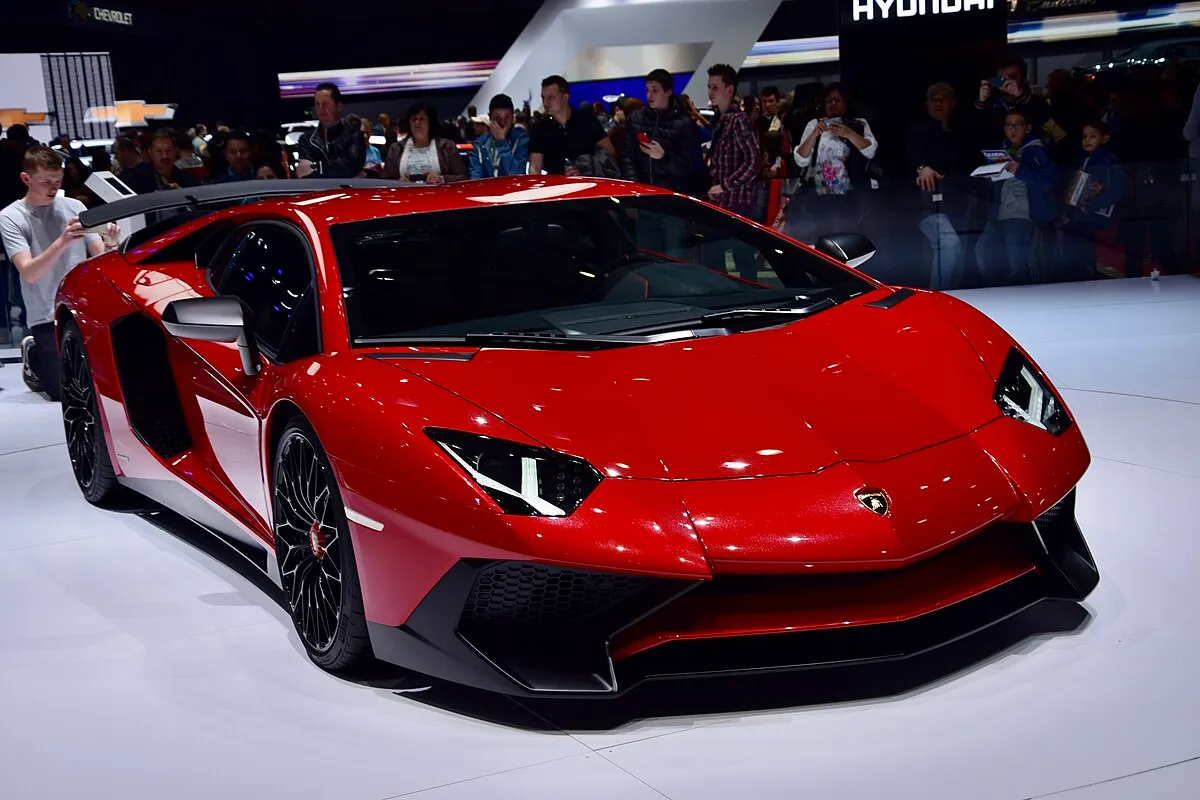 Lamborghini AVENTADOR SV 2025 - Image 1
