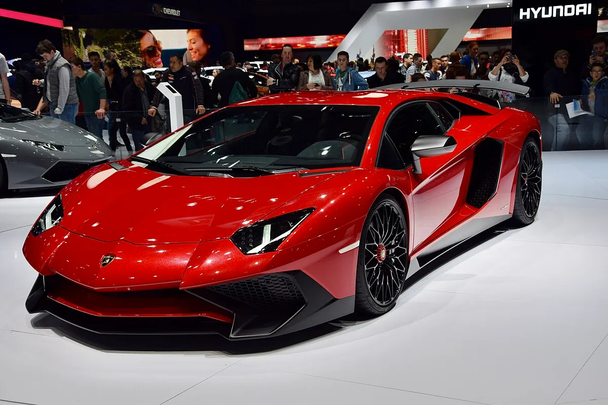Lamborghini AVENTADOR SV 2025 - Image 7