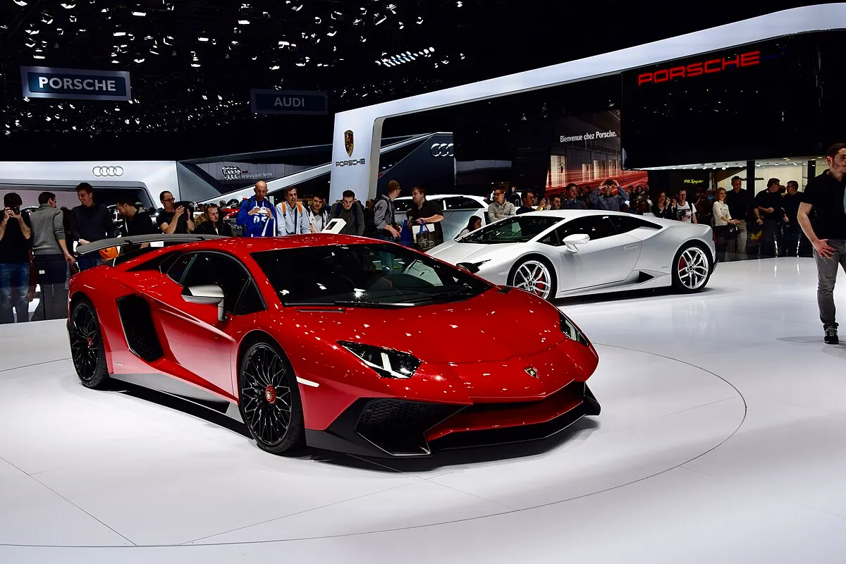 Lamborghini AVENTADOR SVJ 2025 - Image 3