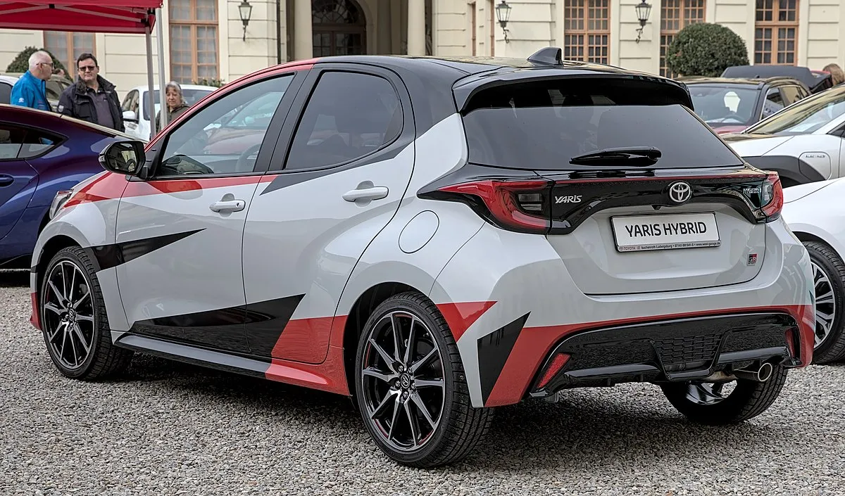 Mazda 2 2019 1.5 AT 4WD Hatchback 5 doors - Image 2