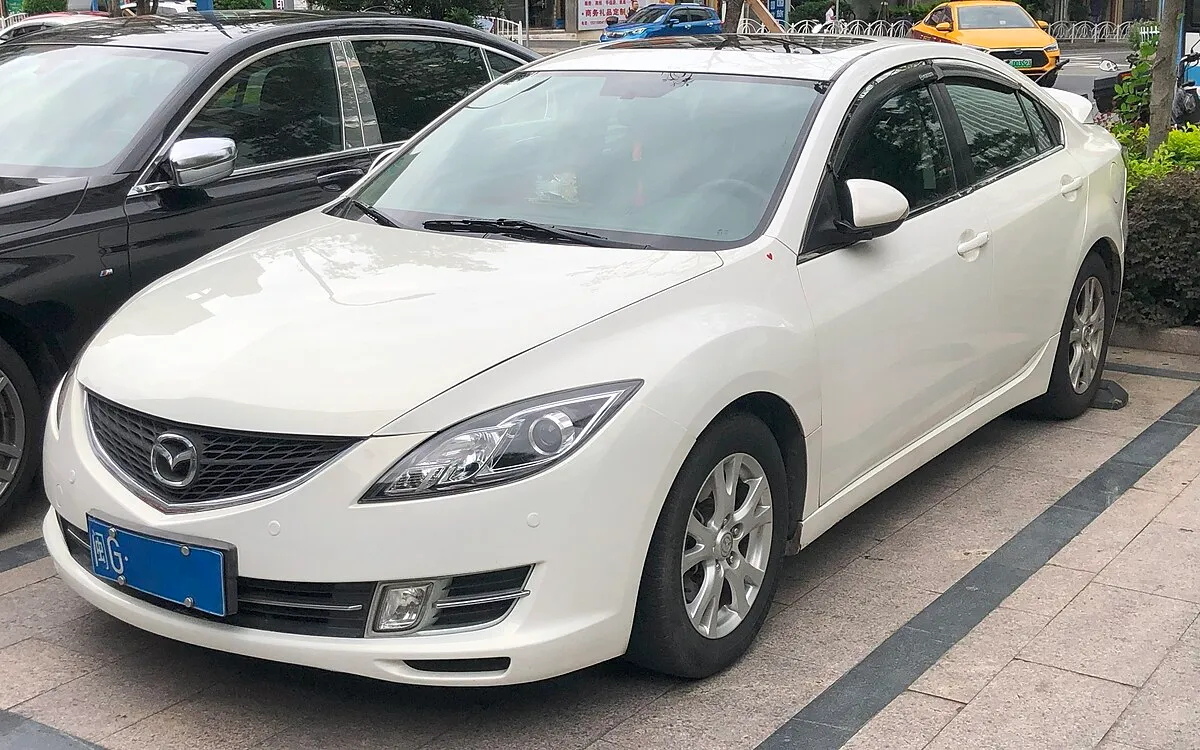 Mazda 6 2009 1.8 MT Liftback - Image 4