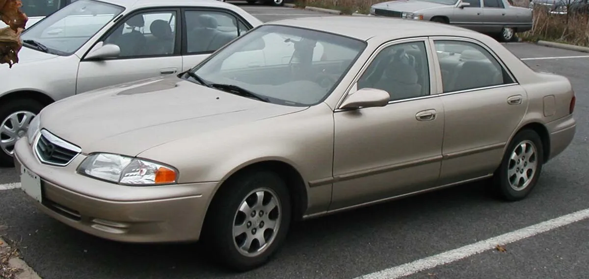 Mazda 626 1999 1.9 MT Liftback - Image 2