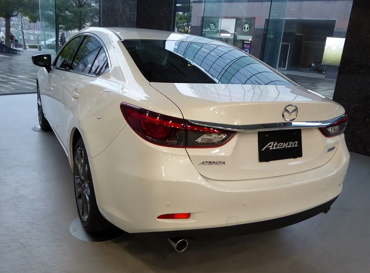 Mazda Atenza 2010 2.0 AT Sedan - Image 6