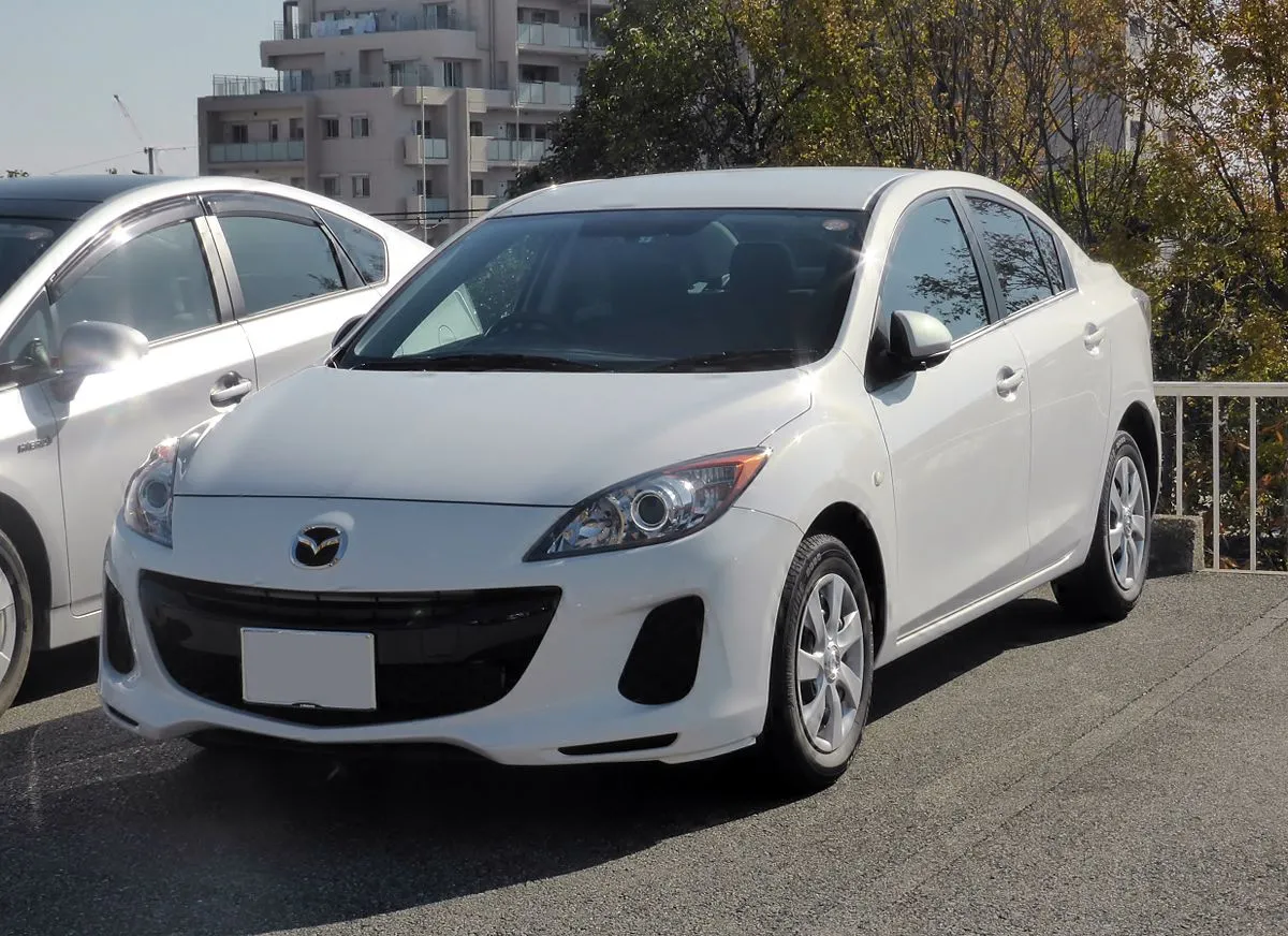 Mazda Axela 2009 1.5 CVT Sedan - Image 2