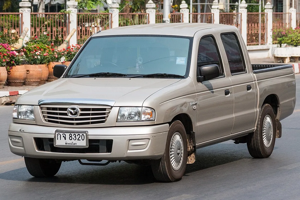 Mazda B-Series Pickup 2025 - Image 7