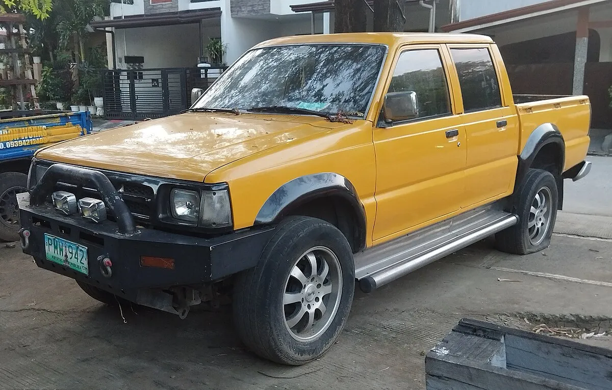 Mazda B-Series Pickup 2025 - Image 9