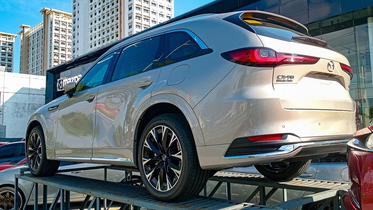 Mazda CX-90 2025 - Image 10