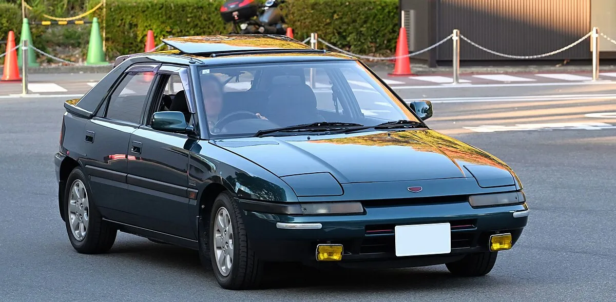 Mazda Familia Astina 2025 - Image 4
