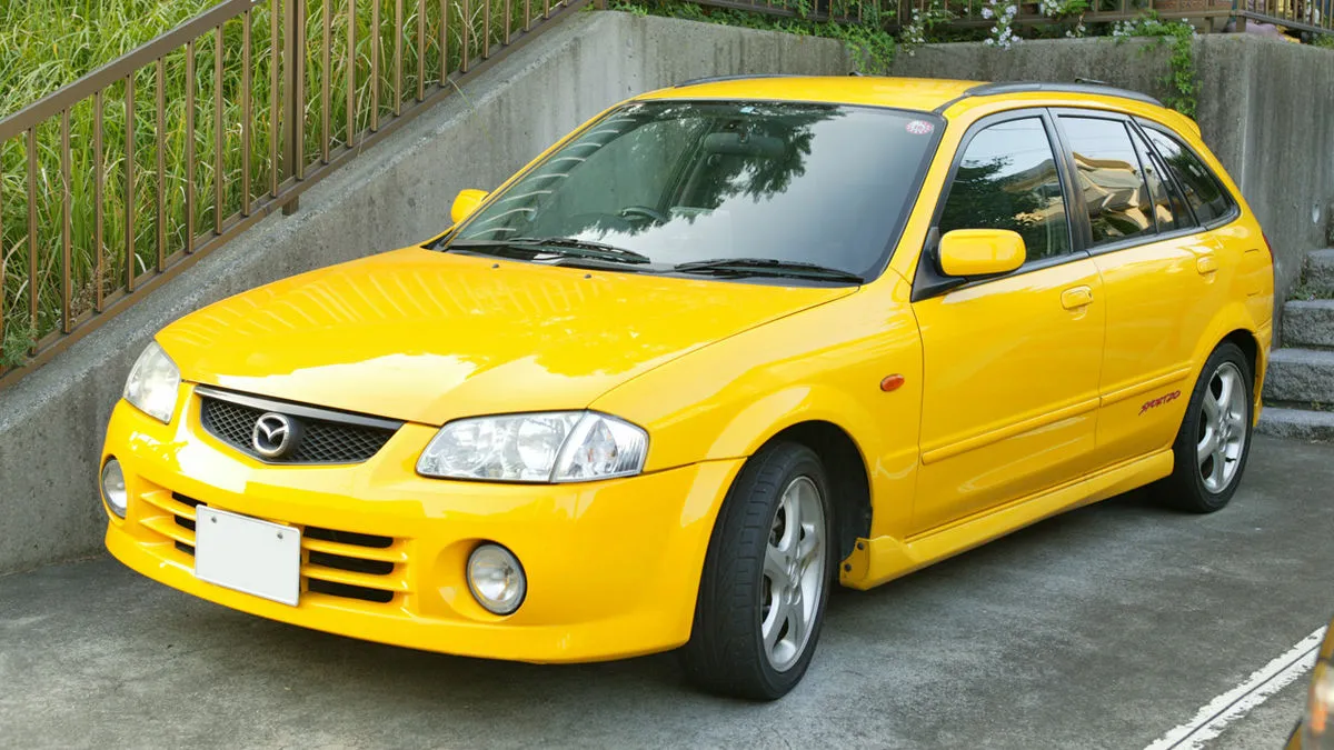 Mazda Familia Astina 2025 - Image 5