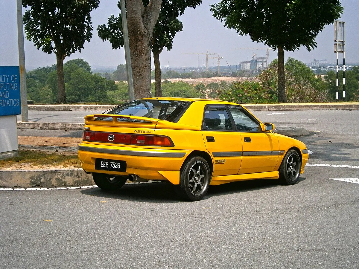 Mazda Familia Astina 2025 - Image 8