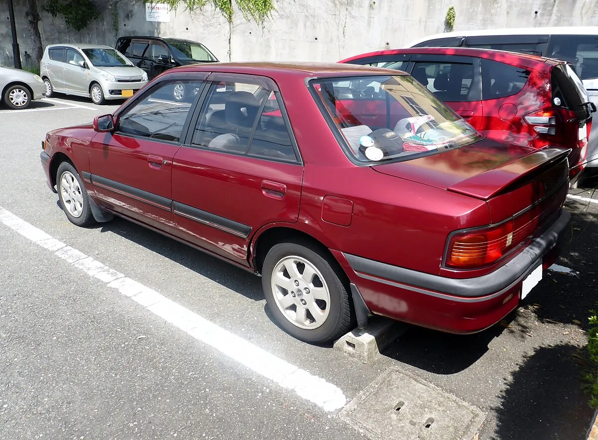Mazda Familia Sedan 2025 - Image 8