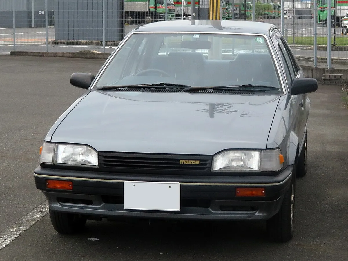 Mazda Familia Sedan 2025 - Image 10