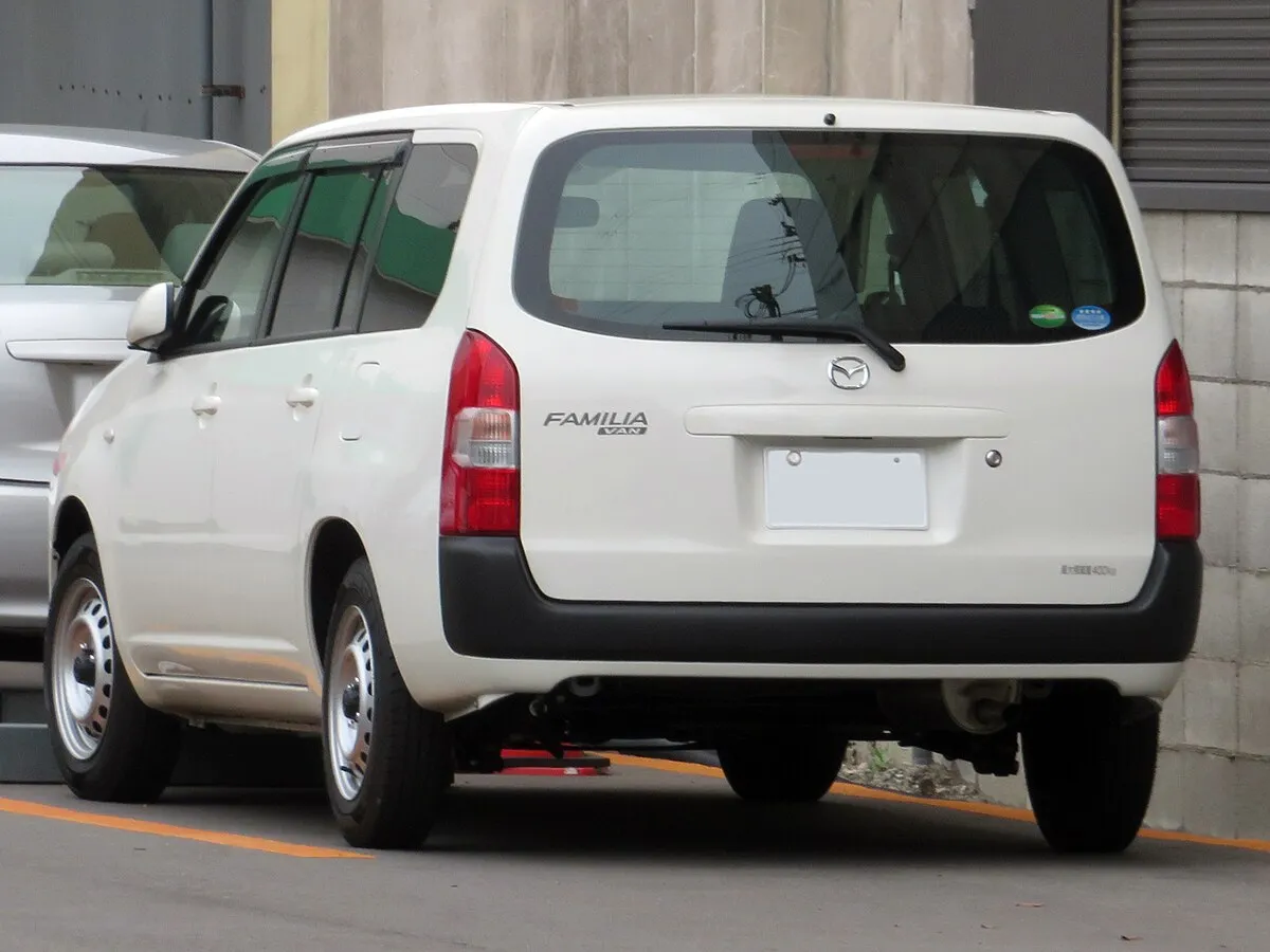Mazda Familia 2018 1.5 CVT AWD wagon - Image 6
