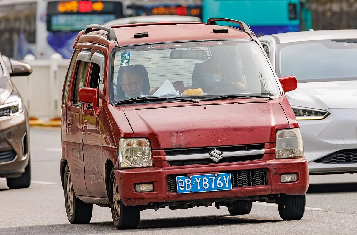 Mazda Flair 2012 0.7 CVT Hatchback - Image 4
