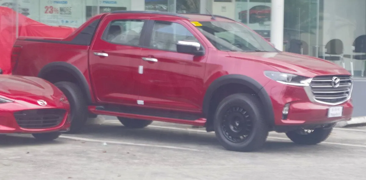 Mazda Mazda BT-50 2025 Mazda BT-50 3.0L AT 4x2 - Image 3