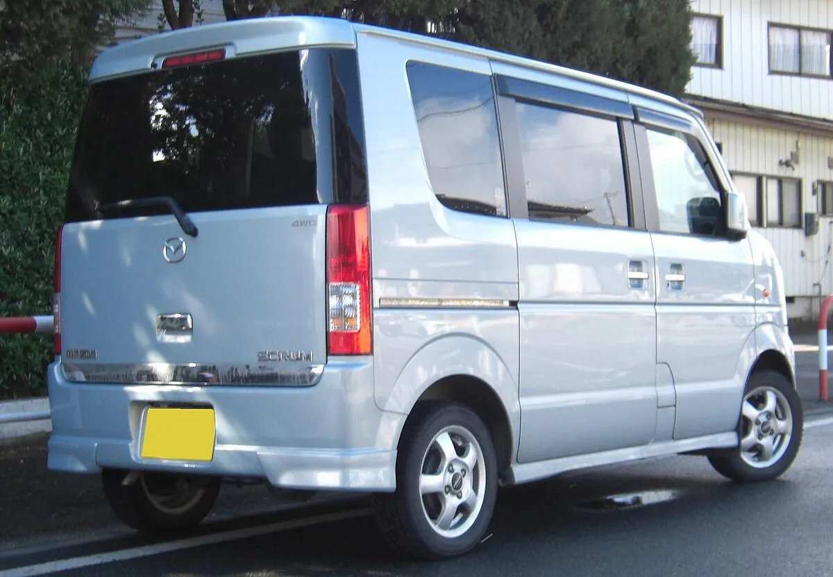 Mazda Scrum Wagon 2025 - Image 2