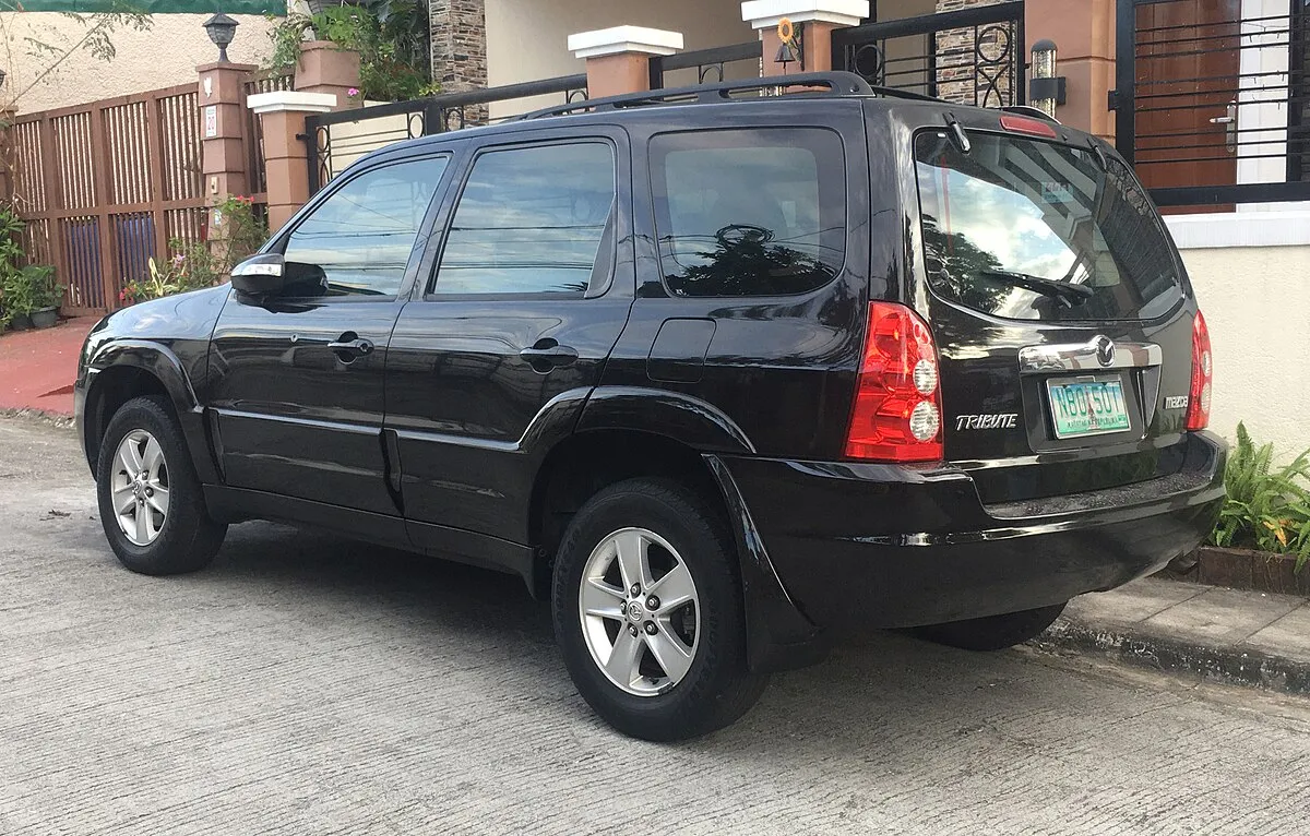 Mazda Tribute 2000 2.0 AT 4WD Crossover - Image 7