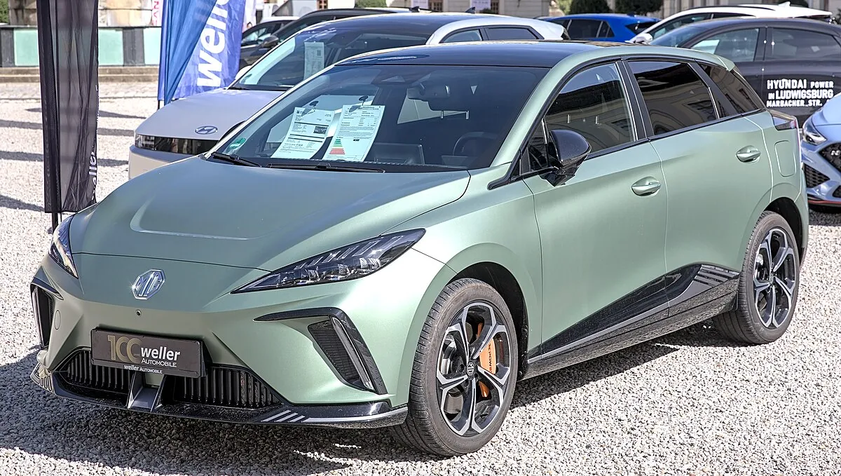 MG MG 4 Xpower 2024 MG 4 Xpower AWD - Image 1