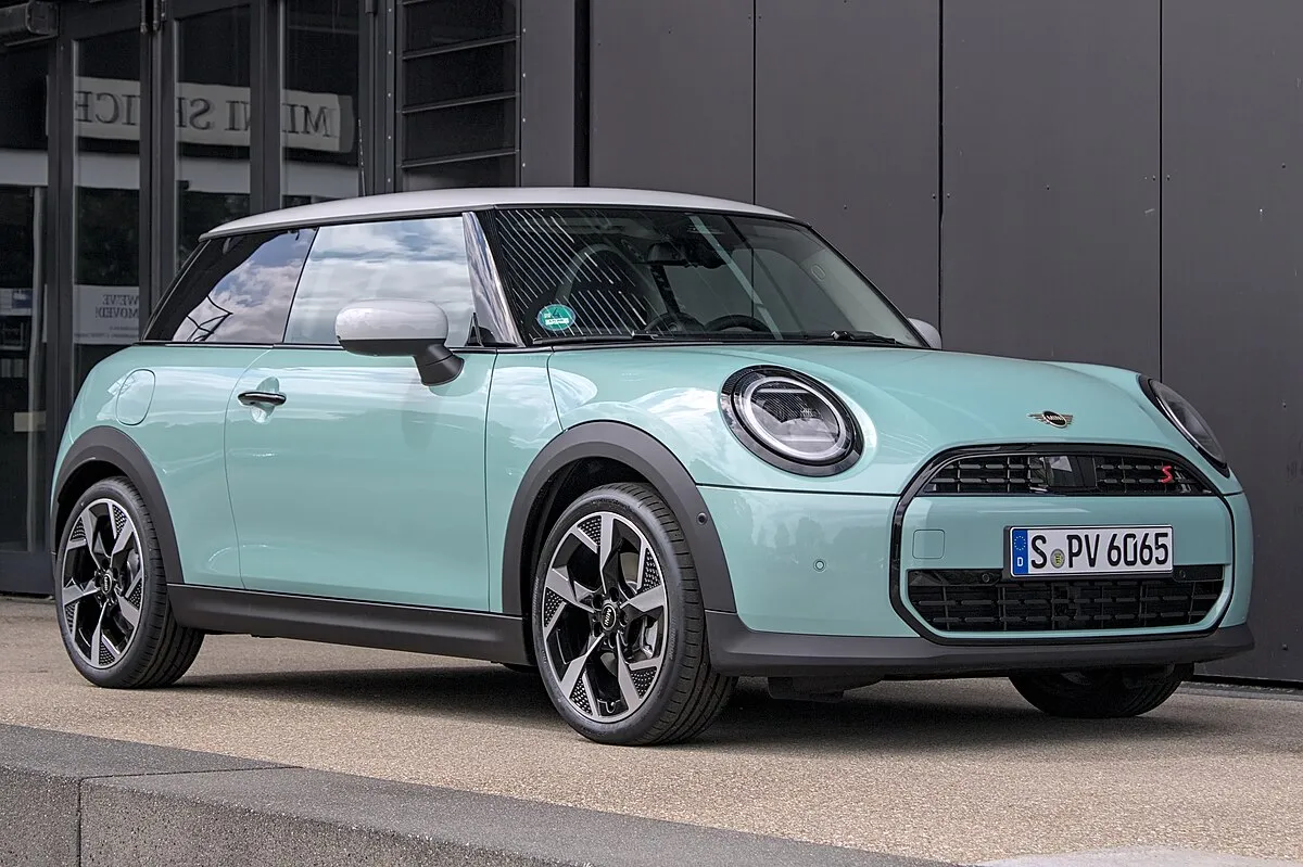 Mini Cabrio 2018 2.0 AMT Cooper S cabriolet 2-doors - Image 10