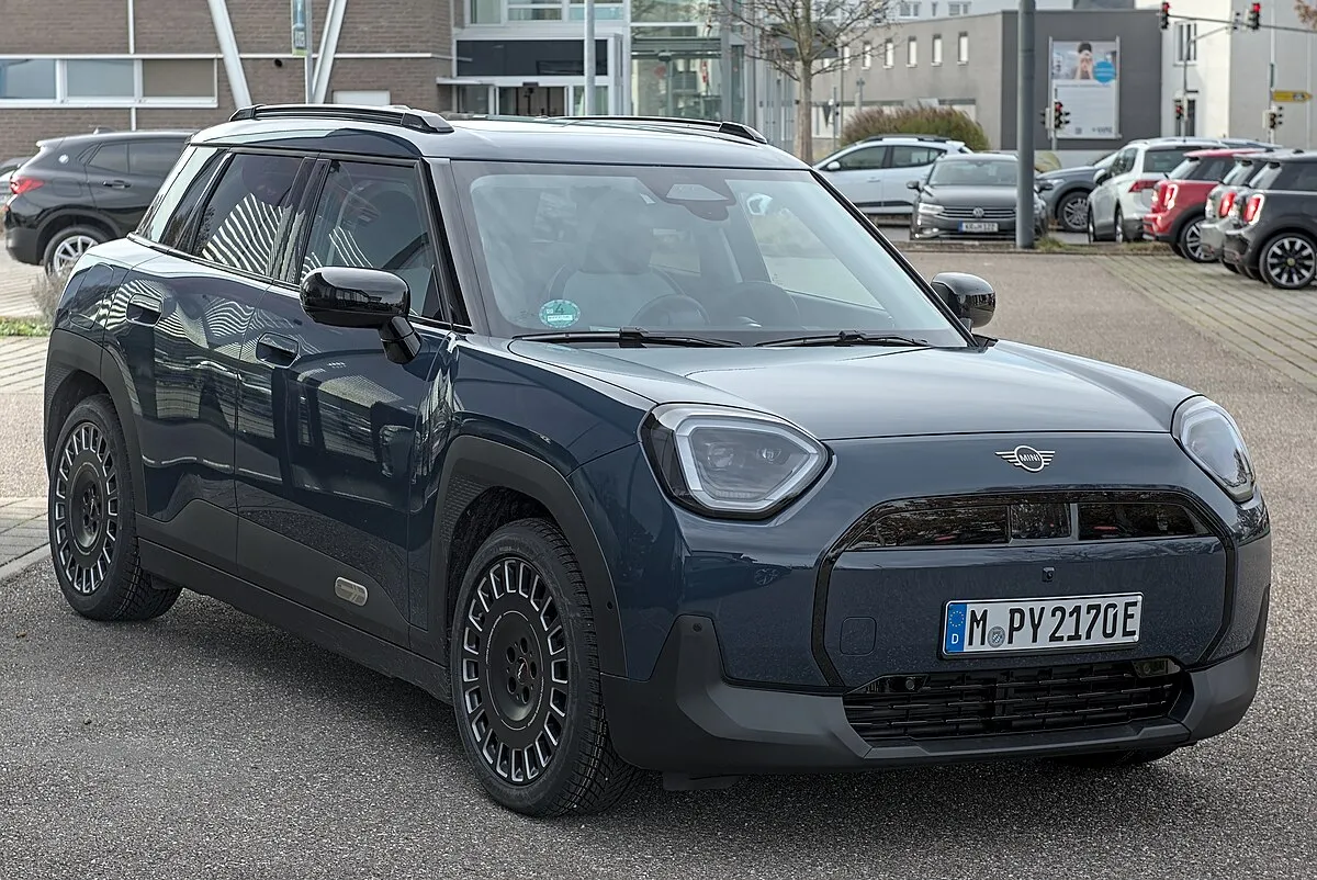 Mini MINI Aceman 2025 MINI Aceman SE - Image 7