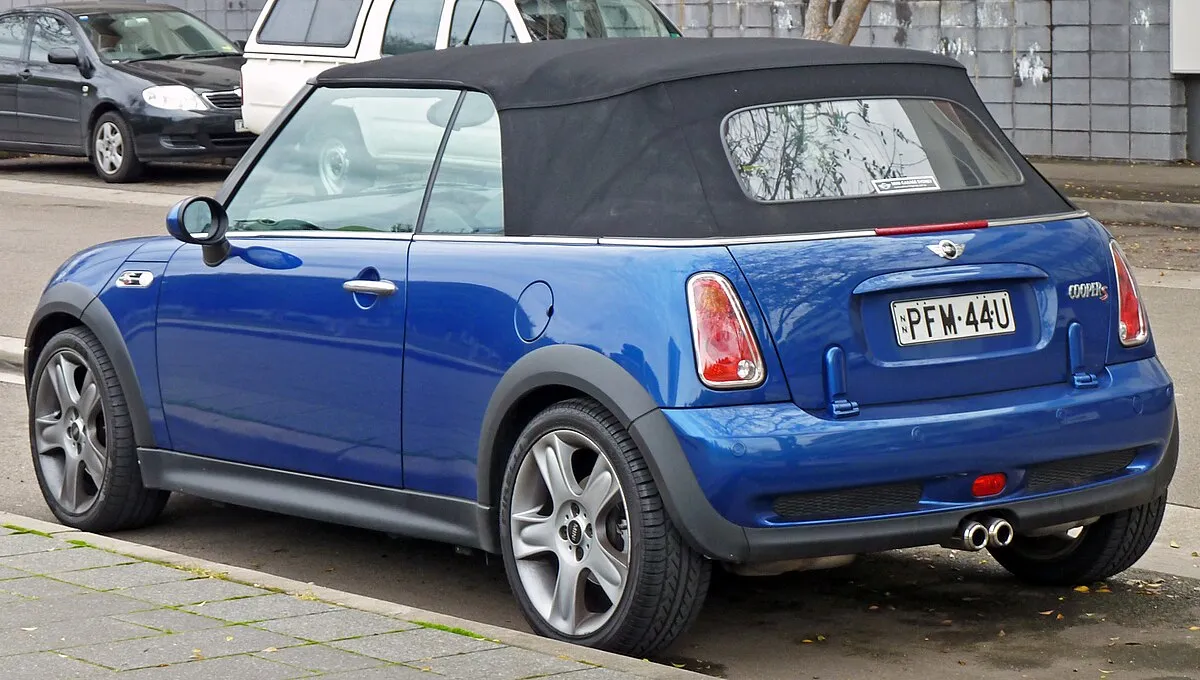Mini MINI Cooper Convertible 2022 MINI Cooper Convertible John Cooper Works AT - Image 9