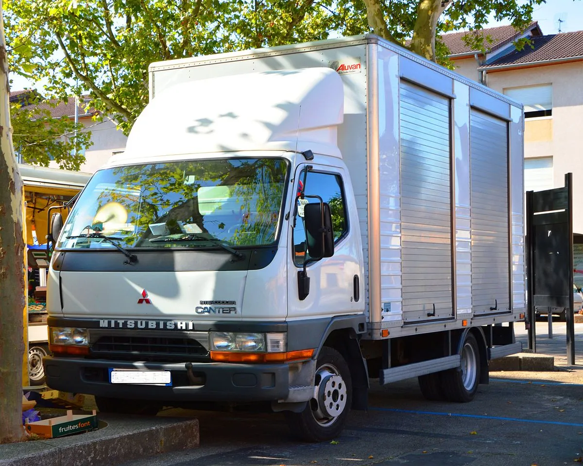 Mitsubishi Canter (Truck) 2025 - Image 5