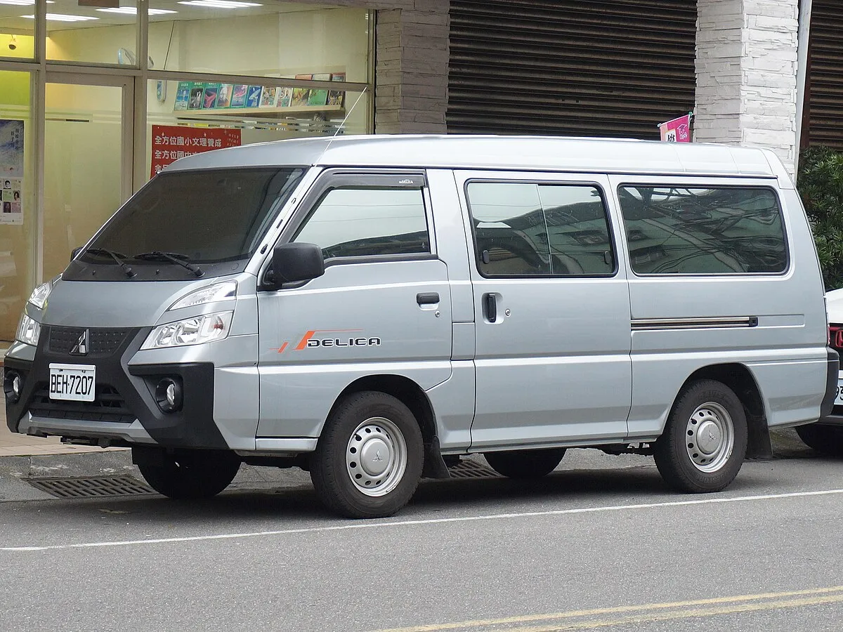 Mitsubishi Delica Van 2025 - Image 7