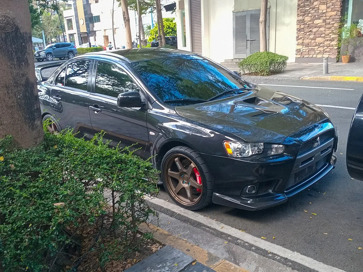 Mitsubishi Lancer Evolution X 2025 - Image 10