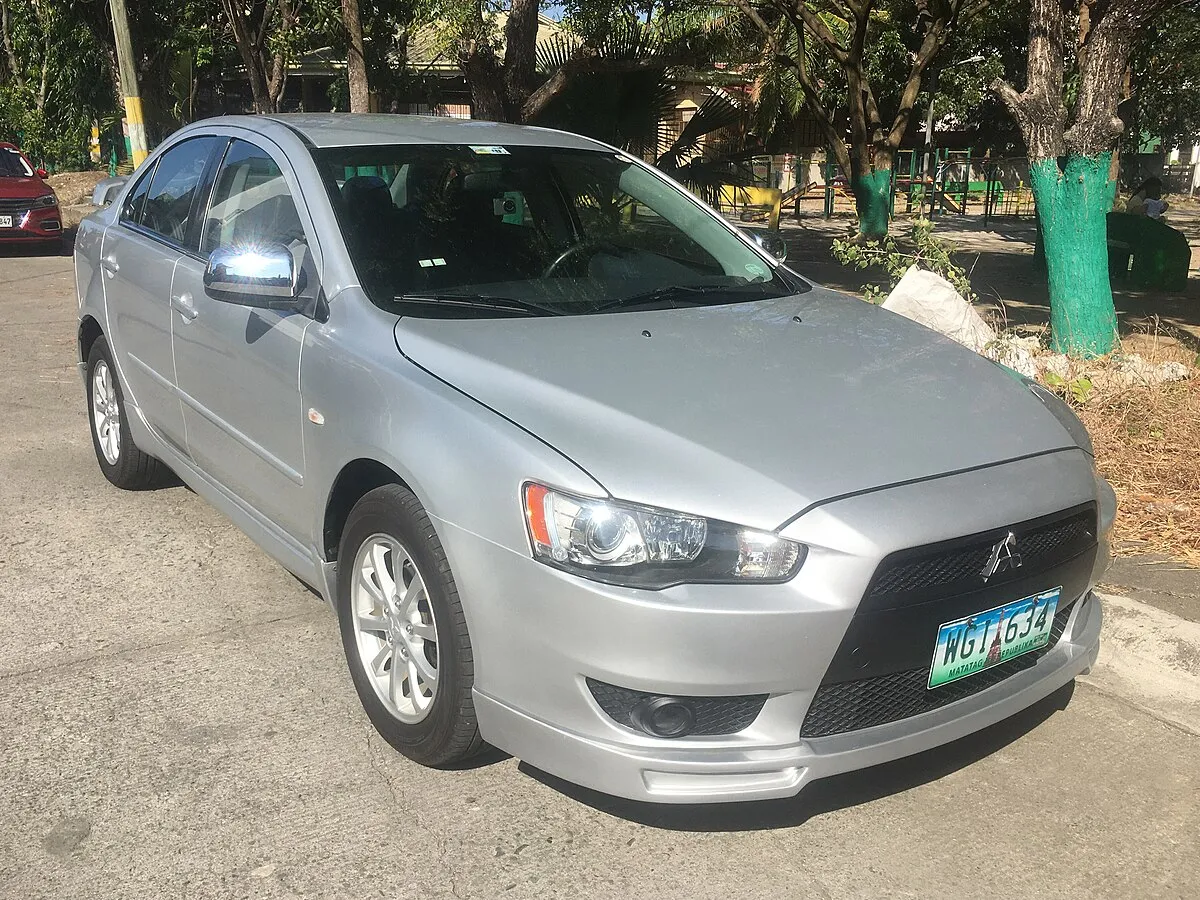 Mitsubishi Lancer EX 2025 - Image 6