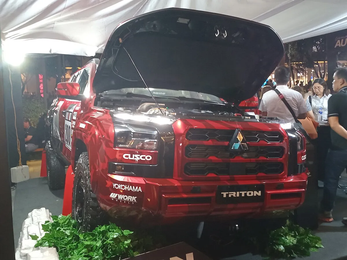 Mitsubishi Mitsubishi Triton 2024 Mitsubishi Triton 2.4 Athlete 4x4 AT - Image 1