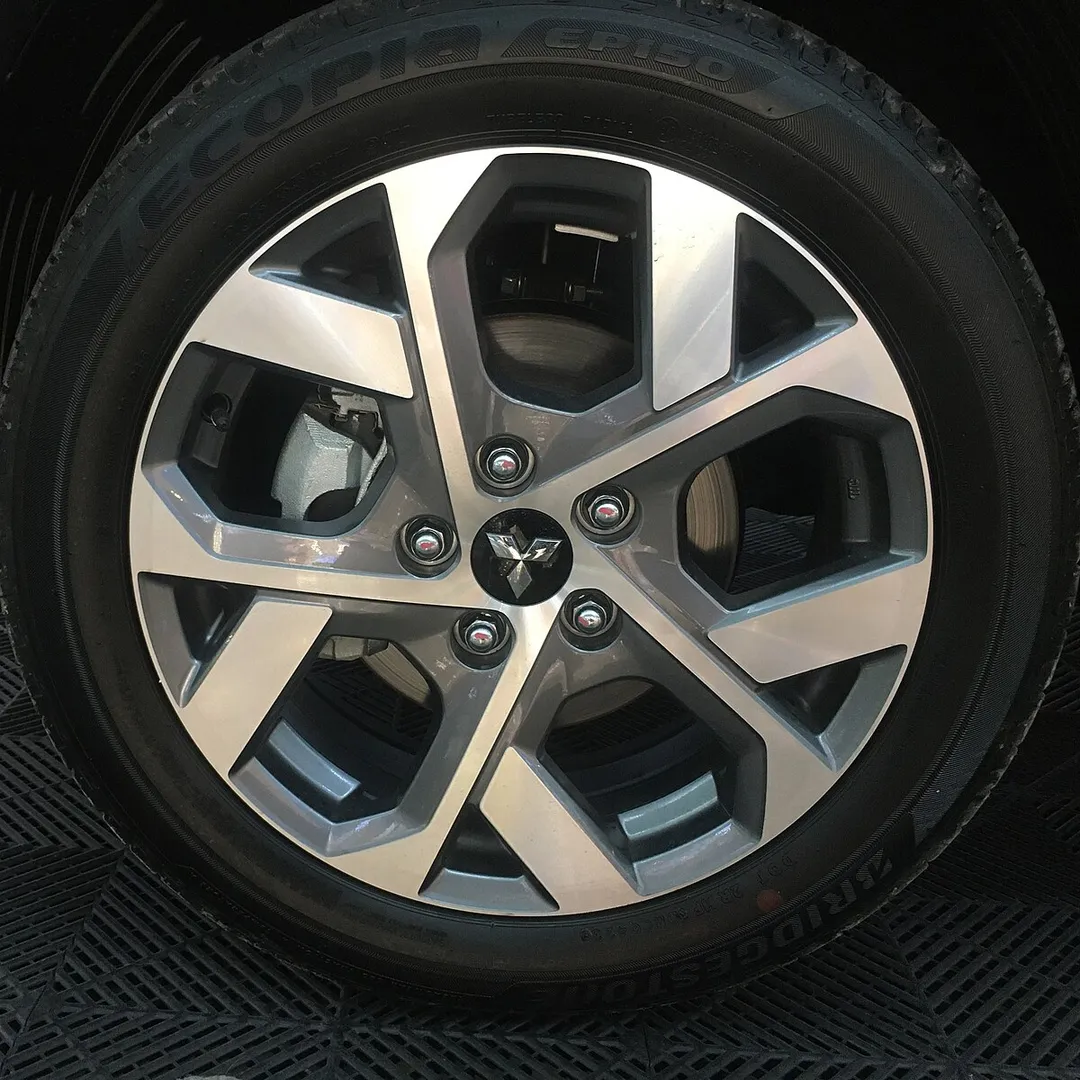 Mitsubishi Mitsubishi Xpander Cross 2026 Mitsubishi Xpander Cross 1.5 AT (Monotone) - Image 9