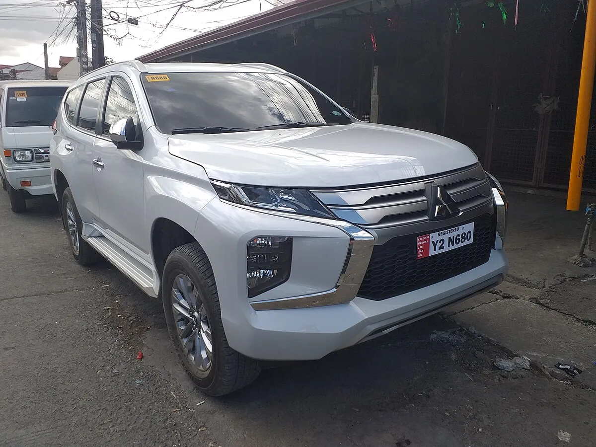 Mitsubishi Montero GLX 2025 - Image 7