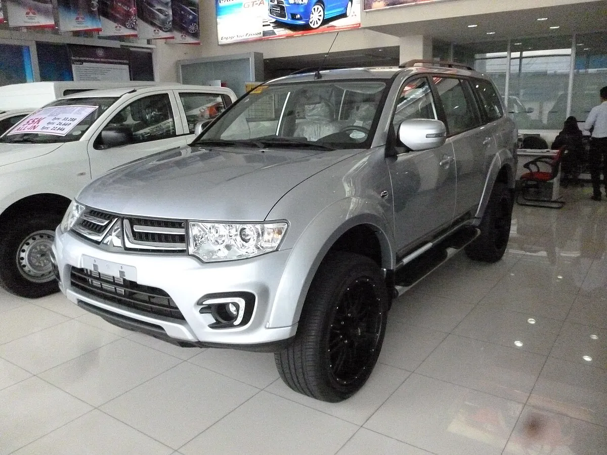 Mitsubishi Montero GLX 2025 - Image 10