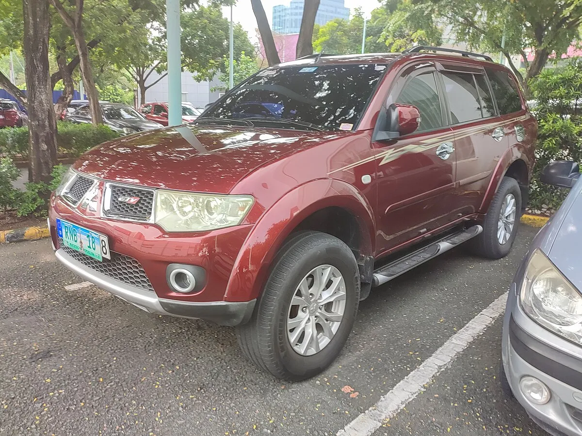 Mitsubishi Montero Sport 2025 - Image 6