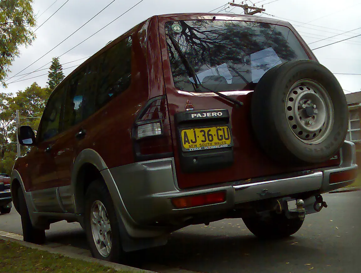 Mitsubishi Pajero GLS 2025 - Image 3
