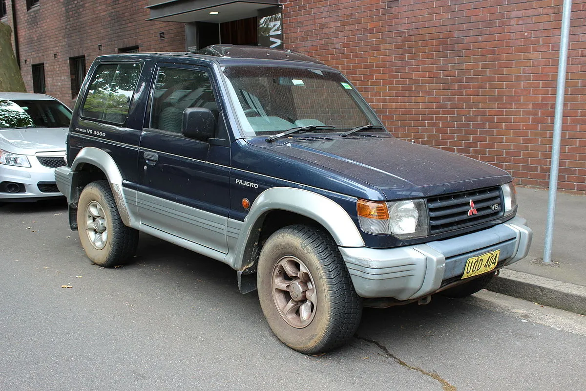 Mitsubishi Pajero GLS 2025 - Image 9