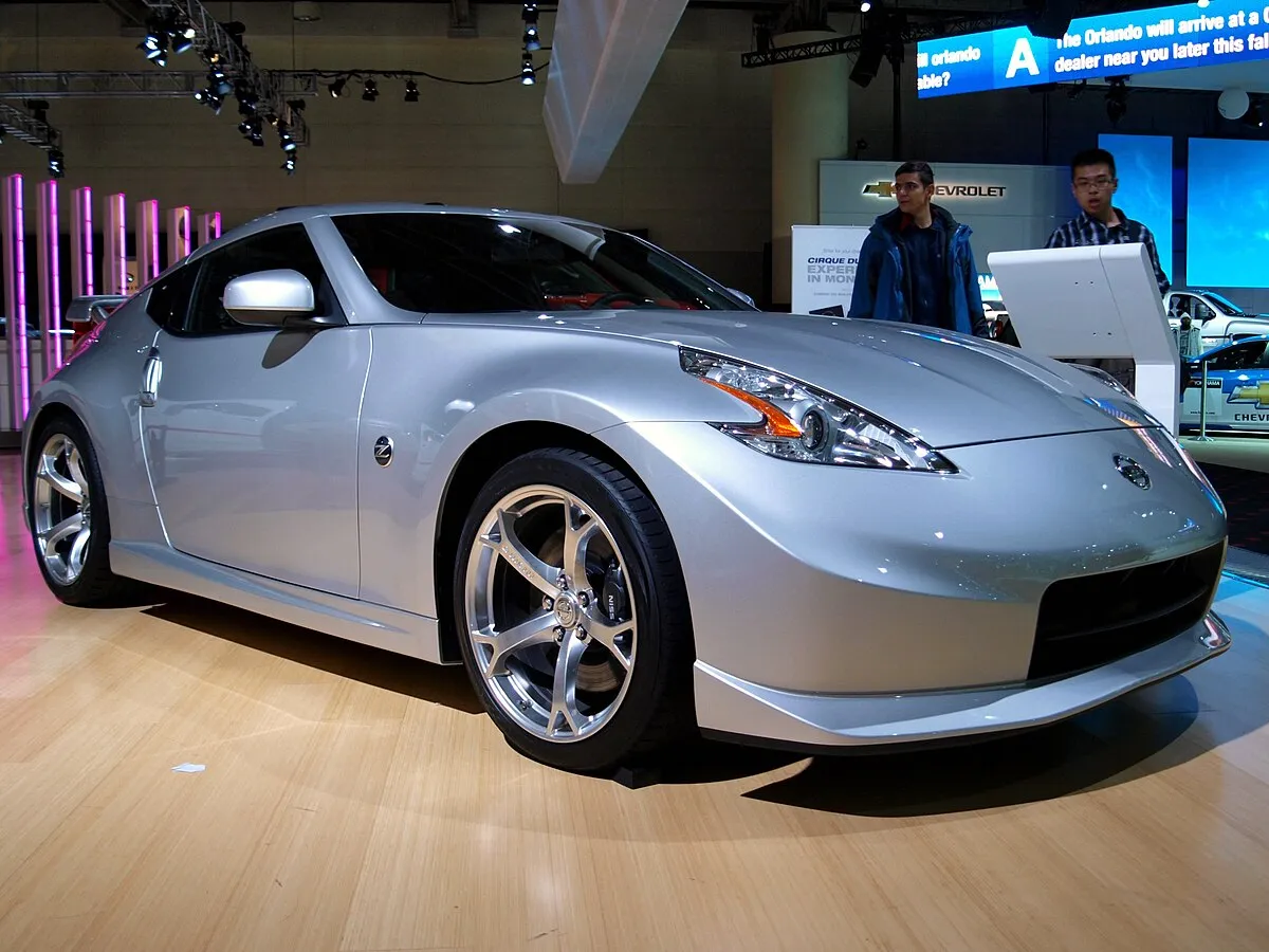 Nissan 370Z 2009 3.7 AT Cabriolet - Image 3