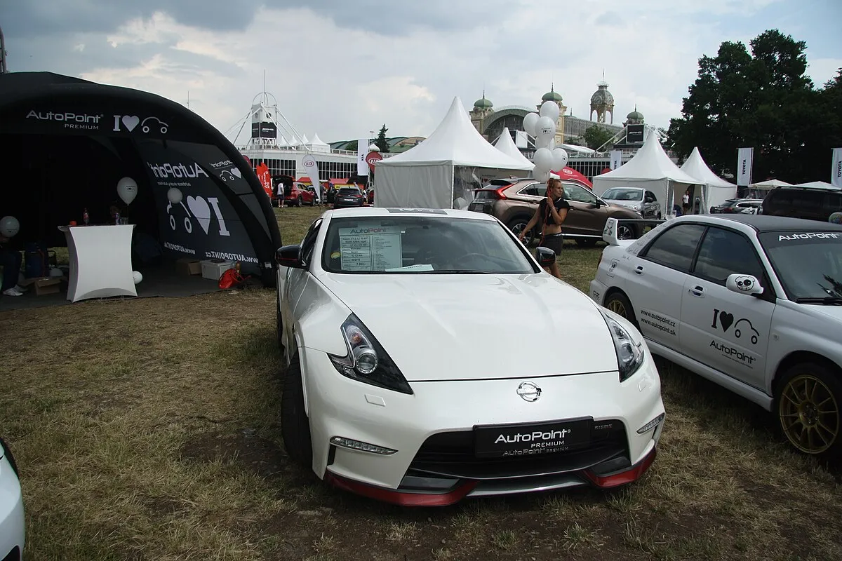 Nissan 370Z 2009 3.7 AT Cabriolet - Image 4