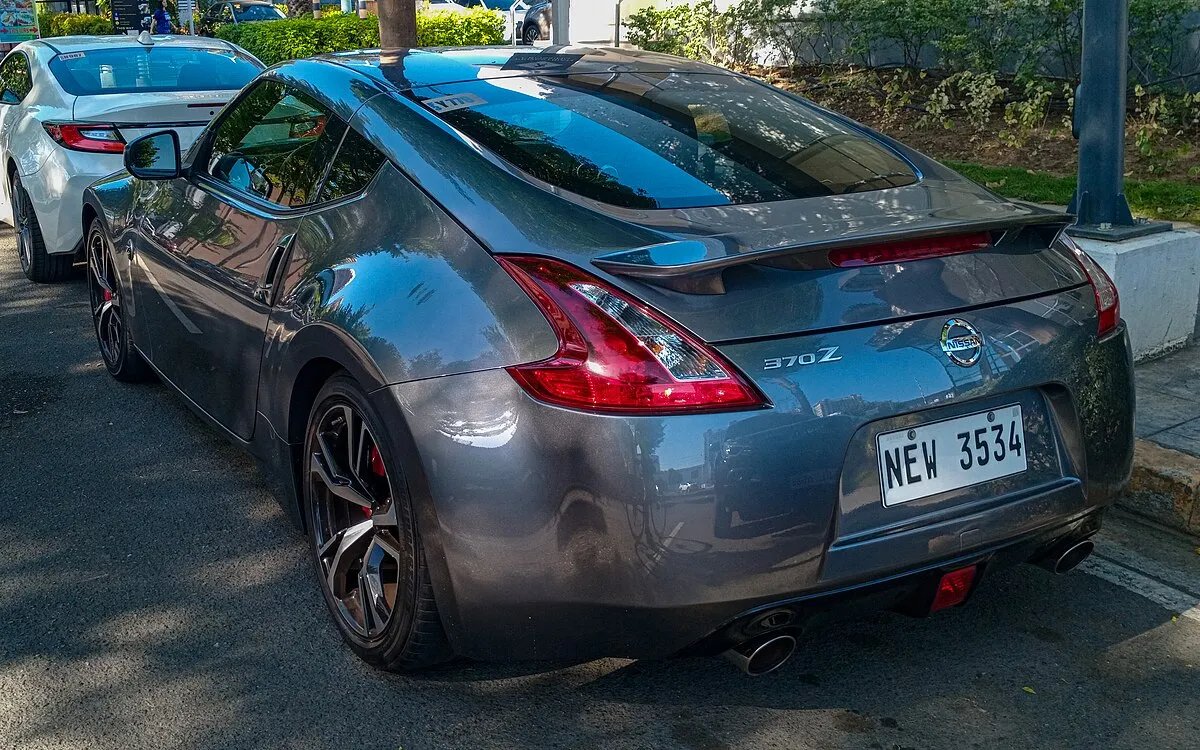 Nissan 370Z 2009 3.7 AT Cabriolet - Image 10