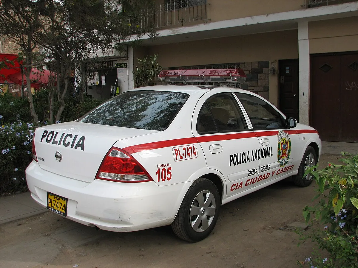 Nissan Almera Classic 2006 1.6 AT Sedan - Image 7