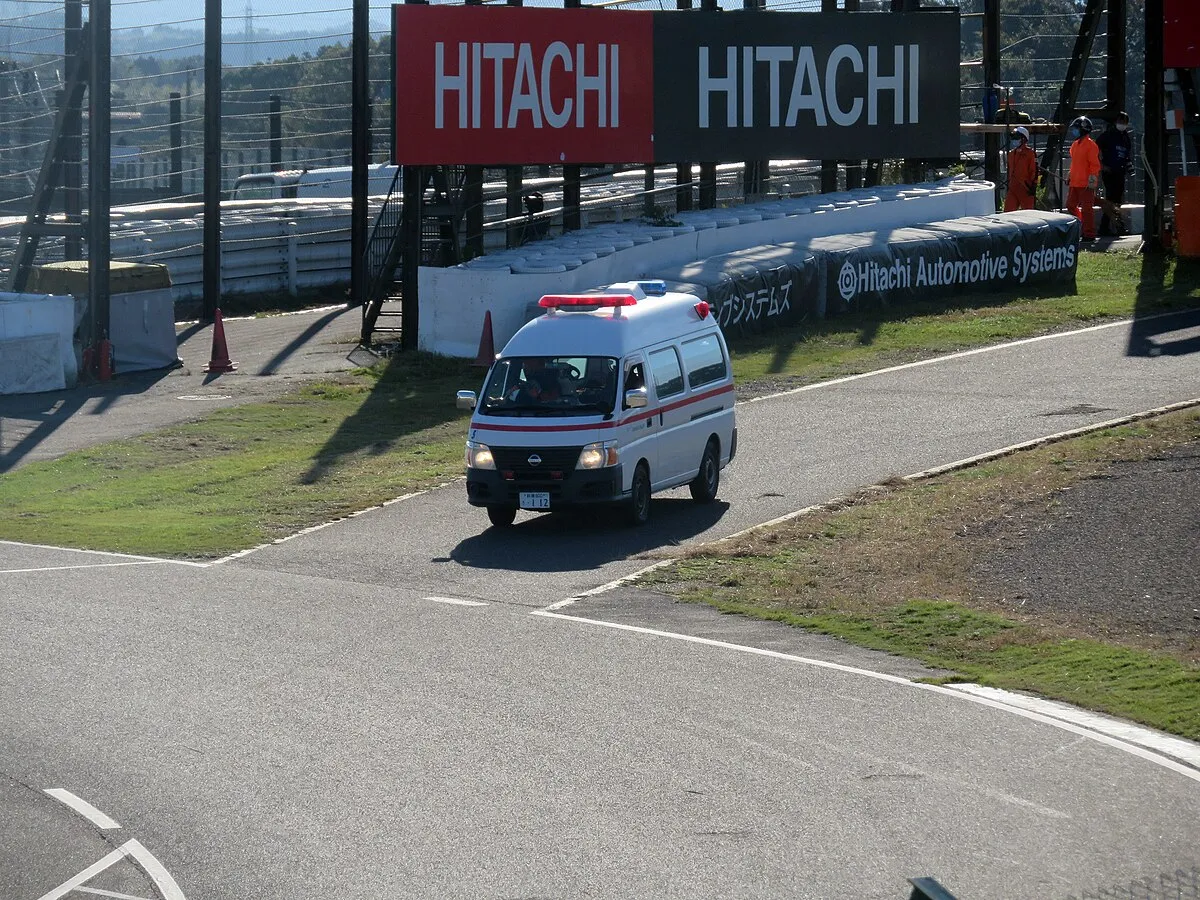 Nissan Caravan Coach 2025 - Image 3