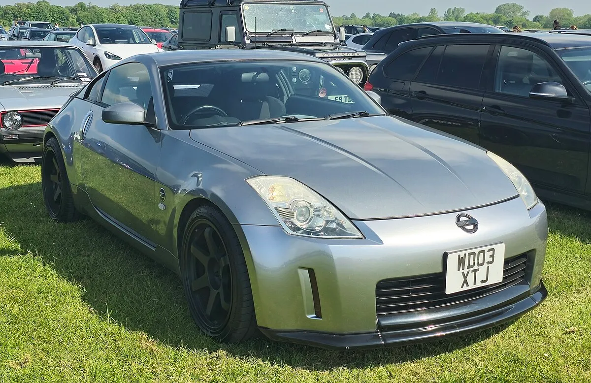 Nissan Fairlady Z 2009 3.7 AT Cabriolet - Image 10