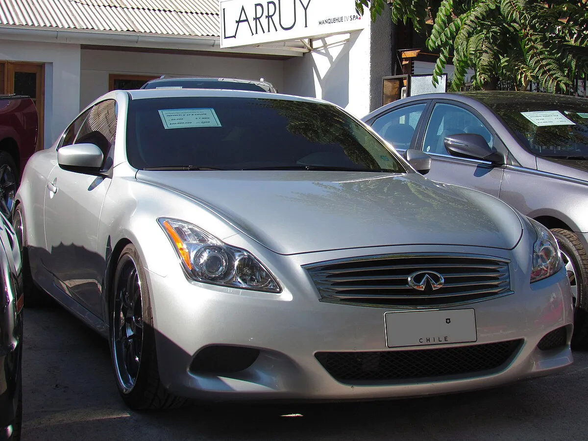 Nissan Infiniti G37* 2025 - Image 9