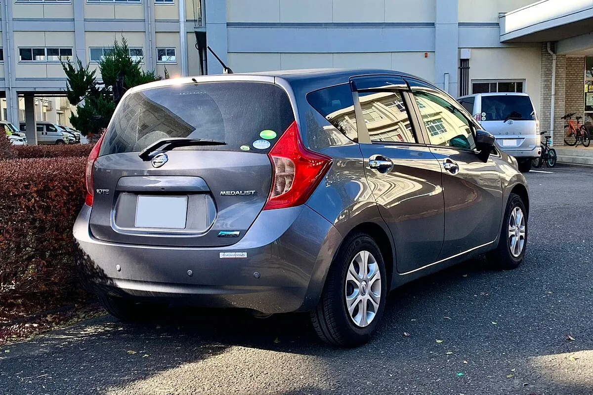 Nissan Note 2013 1.2 DIG-S CVT Hatchback - Image 2