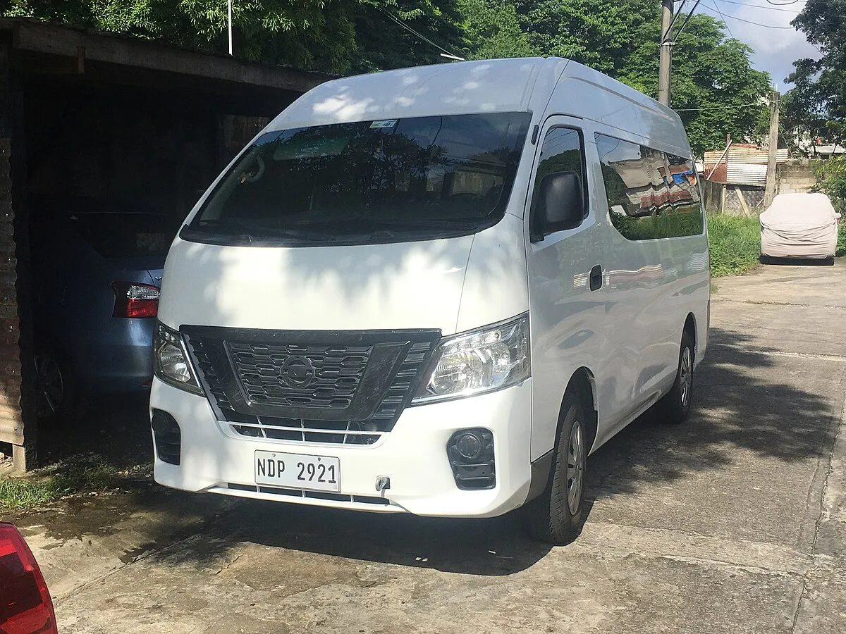 Nissan NV350 Urvan 2018 Nissan NV350 Urvan 2.5 GX Van AT - Image 1