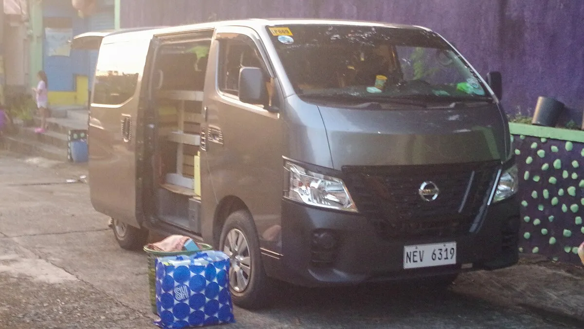 Nissan NV350 Urvan 2018 Nissan NV350 Urvan 2.5 GX Van AT - Image 5