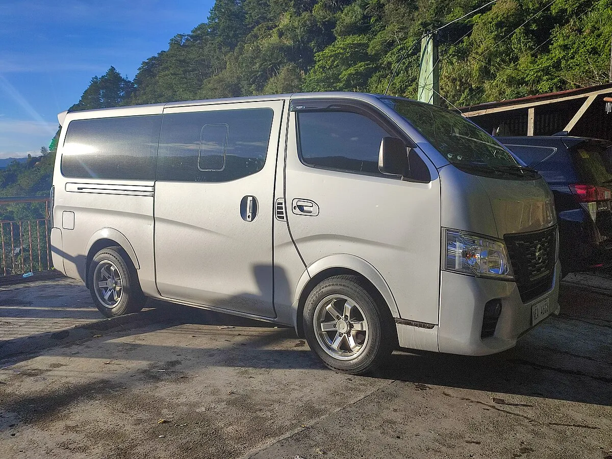Nissan NV350 Urvan 2018 Nissan NV350 Urvan 2.5 GX Van AT - Image 8