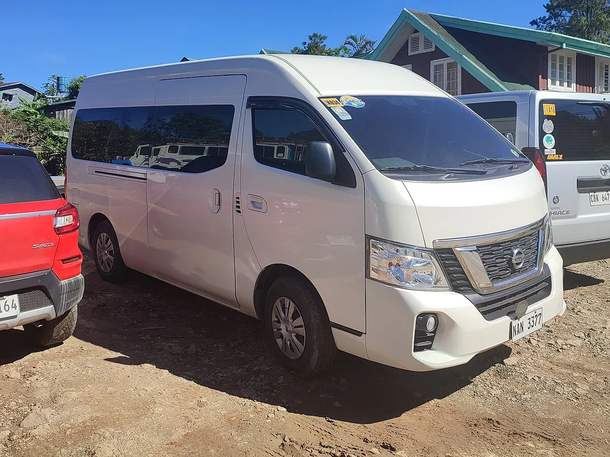 Nissan NV350 Urvan 2018 Nissan NV350 Urvan 2.5 GX Van AT - Image 9